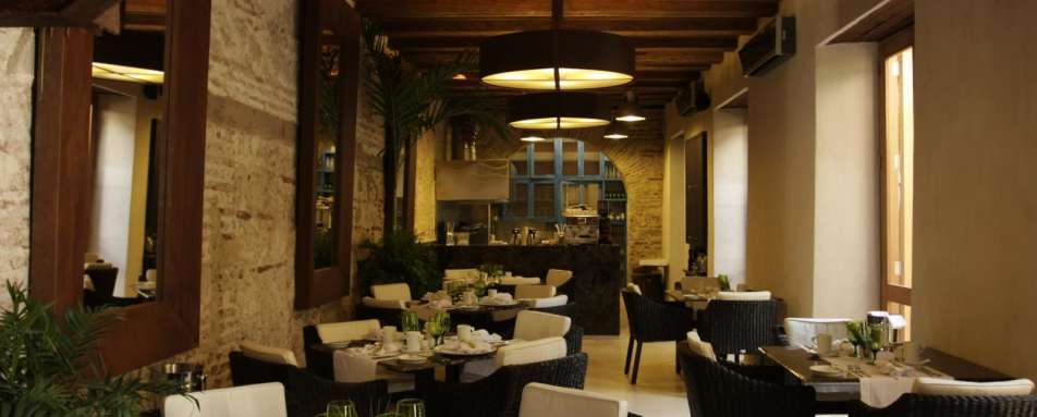 Restaurant - Ananda Hotel Boutique