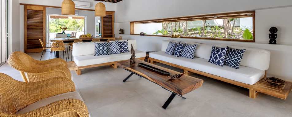 Indoor Lounge - Casa Letty 