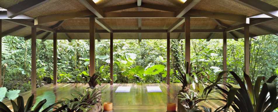 Yoga deck - El Silencio Lodge