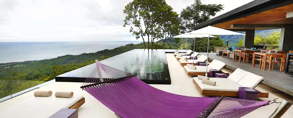 The pool - Kura Design Villas