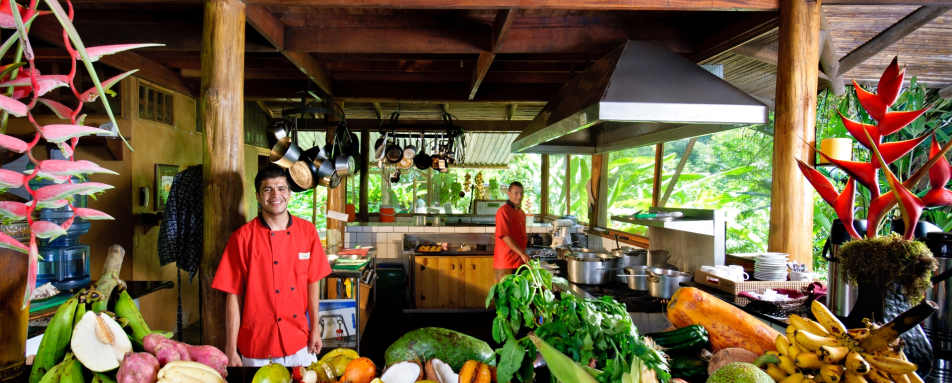 Dining - Pacuare Lodge