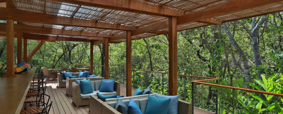 Rio Perdido Hotel - Outdoor Lounge 