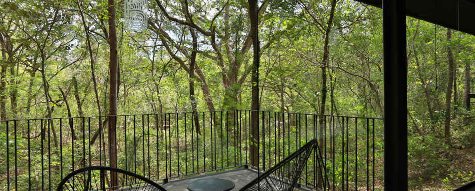 Rio Perdido Hotel - Bedroom Balcony 