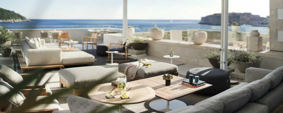 Piano Bar Terrace - Hotel Excelsior