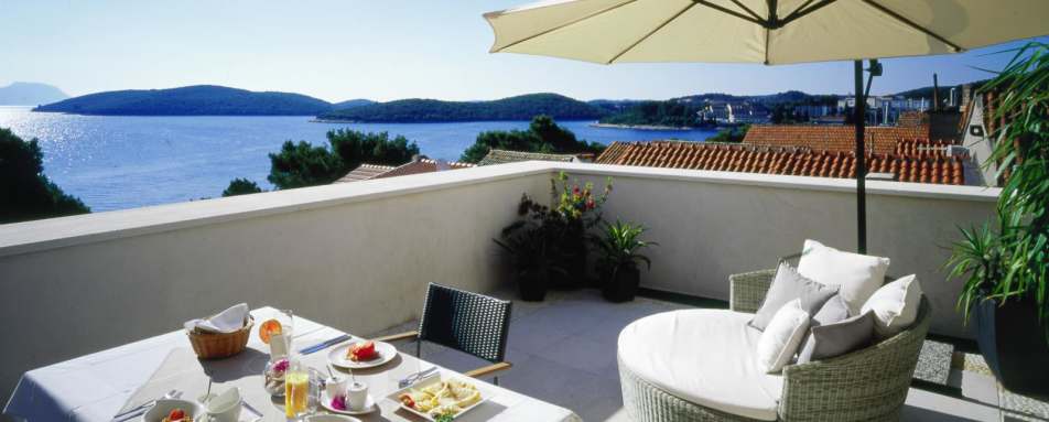 Terrace - Lesic Dimitri Palace