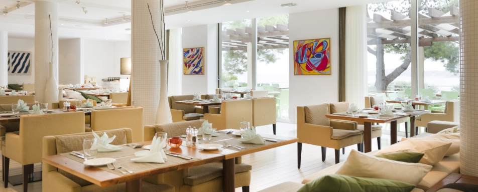 Cilantro Restaurant Interior 