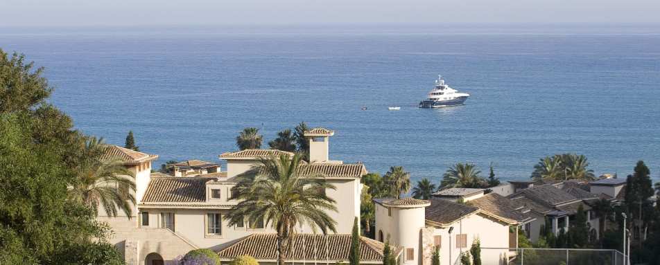 Resort Grounds - Columbia Beach Resort