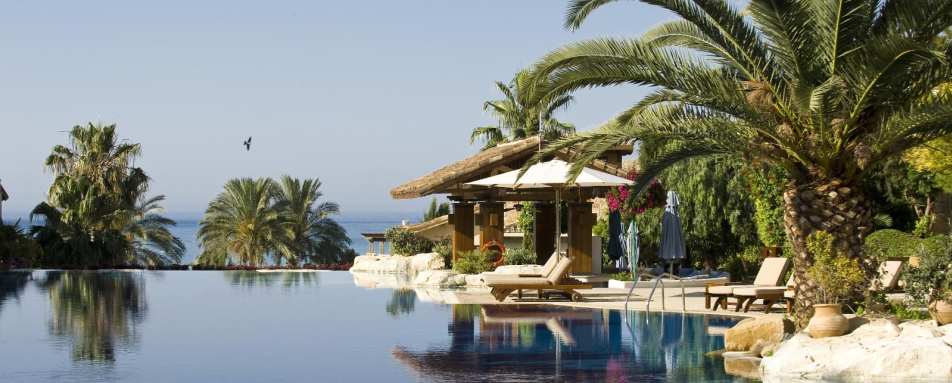 Swimming Pool - Columbia Beach Resort