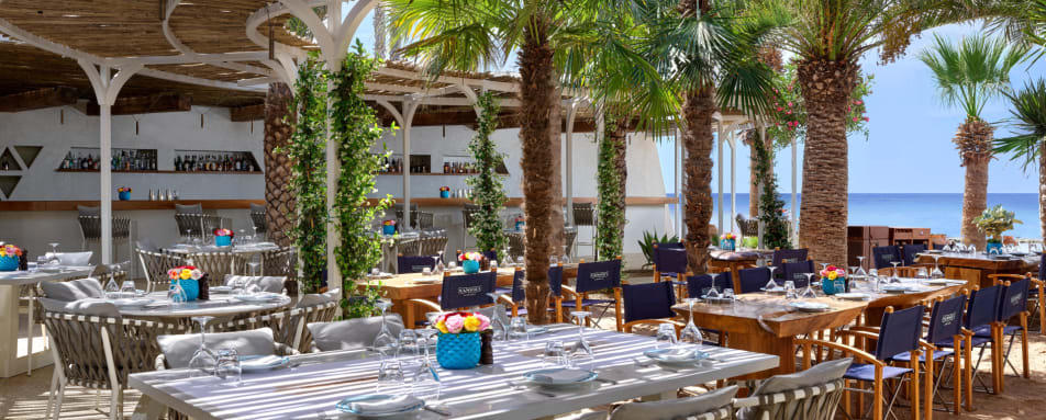  Nammos - Table Setting 