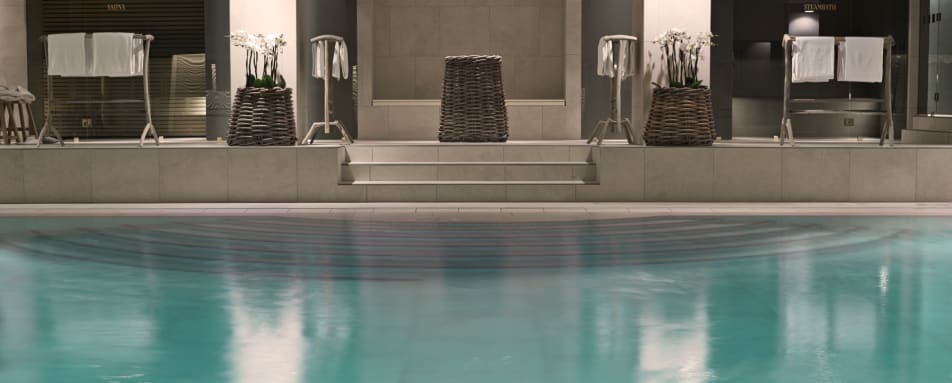 Indoor wellness pool 