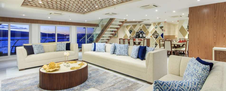 Lounge and Dining Room 