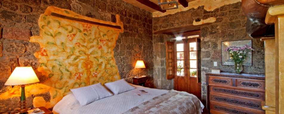 Bedroom  - Hacienda San Agustin de Callo