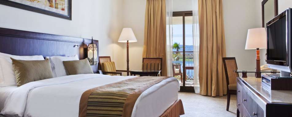 Luxor Hilton Bedroom 