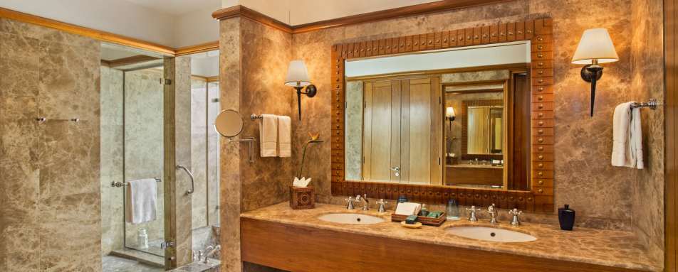 Oberoi Sahl Hasheesh Royal Bath 