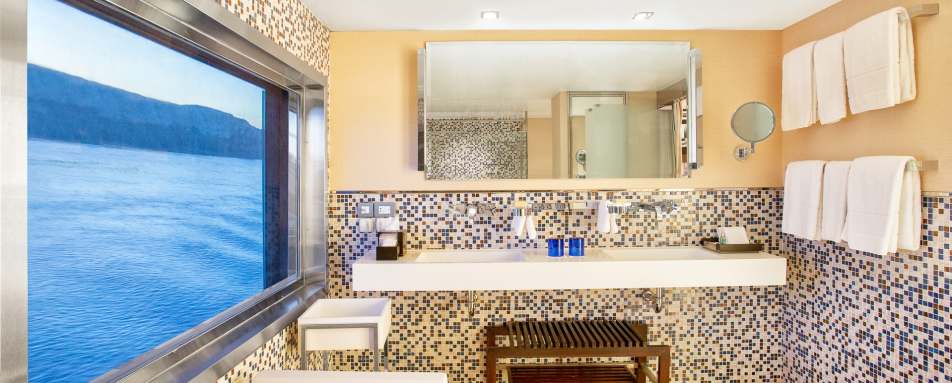 Bathroom - The Oberoi Zahra 