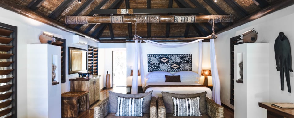 Beachfront Pool View Room 