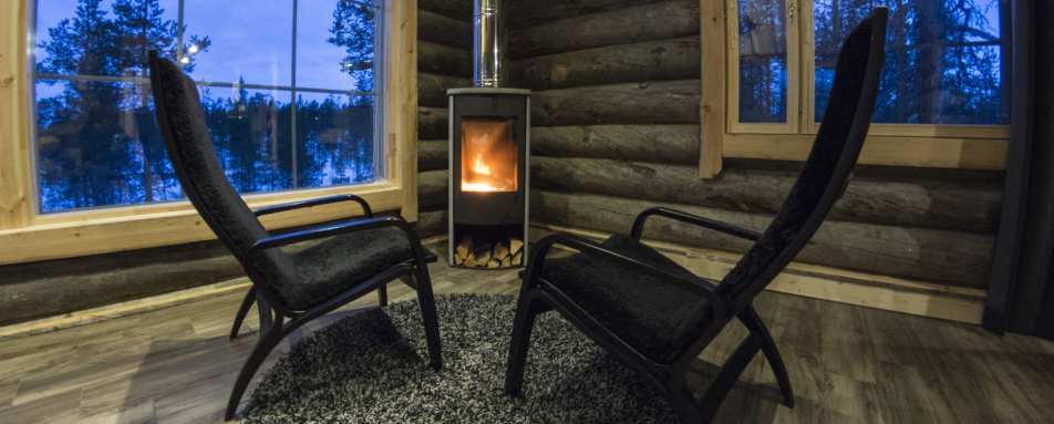 Panorma log cabins fireplace 