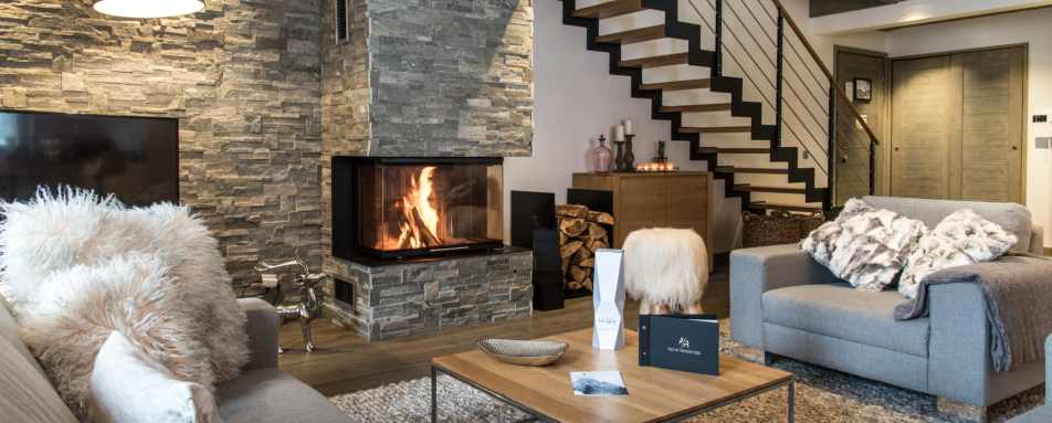 Whistler Lodge - Living Room 