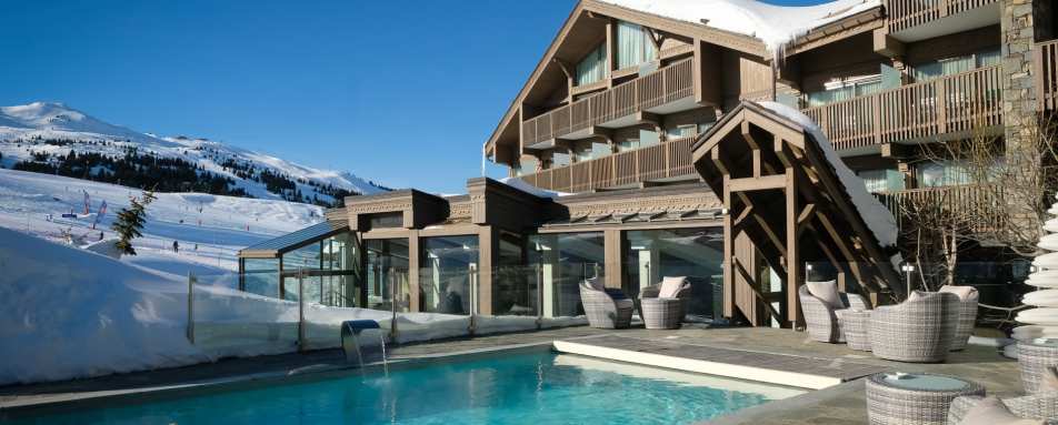 Outdoor Swimming Pool 