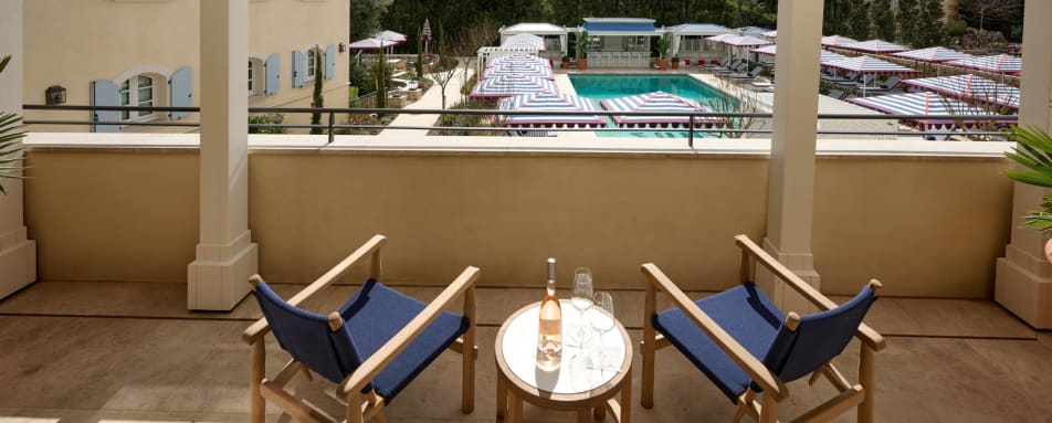 AREV Room 24 Terrace 