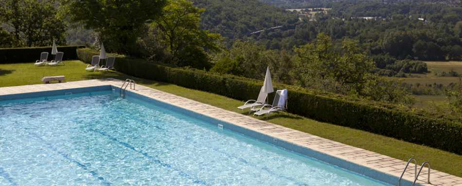 Swimming Pool - Chateau de Mercuès