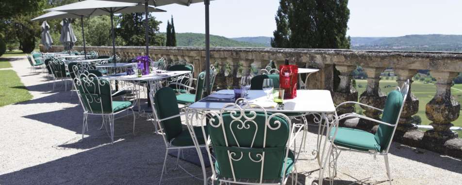 Terrace - Chateau de Mercuès