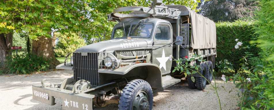 Army truck - Chateau La Chenevière