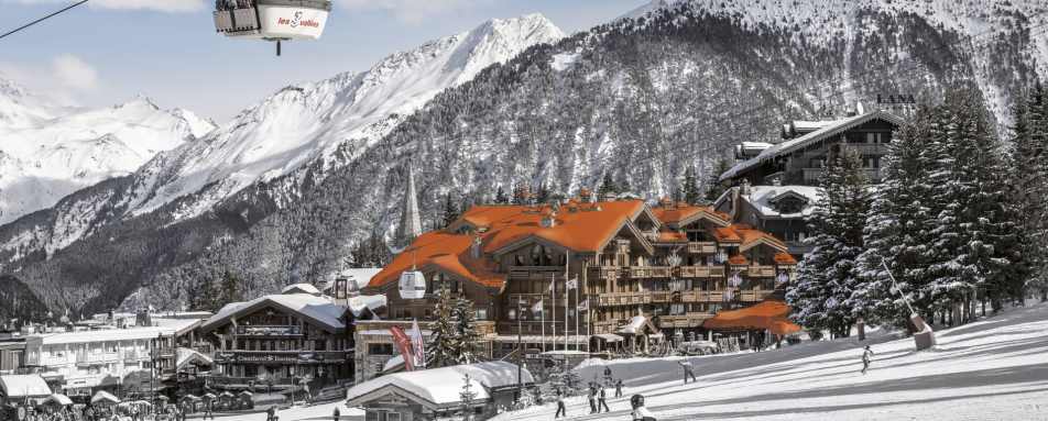 Ski in / ski out location - Grandes Alpes Private Hotel