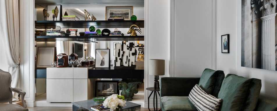 Suite Jardin living room - Hotel de Crillon, A Rosewood Hotel