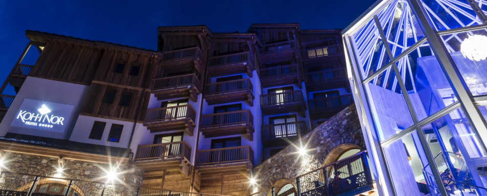 At night -  Koh-I Nor