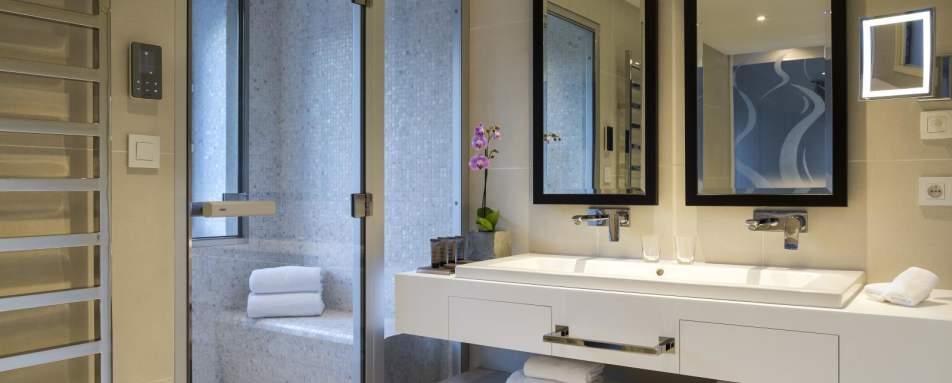 Bathroom  - Hotel Mont Blanc