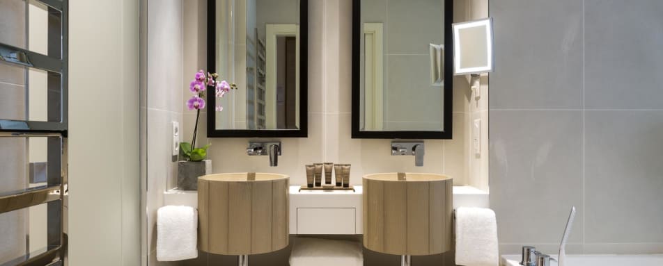 Bathroom  - Hotel Mont Blanc