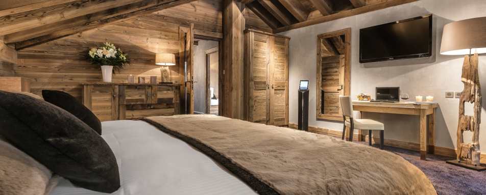 Parents' room in Suite 54, Le Kaila