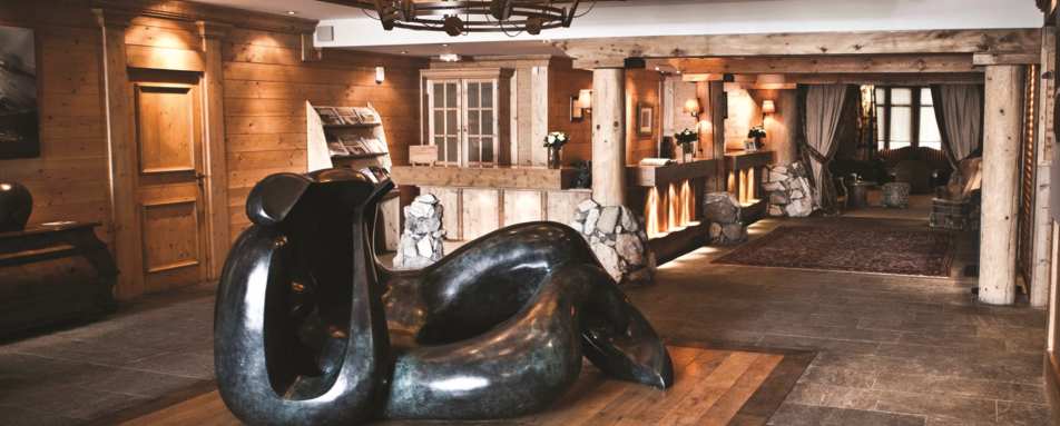 Entrance hall - Les Barmes de l’Ours