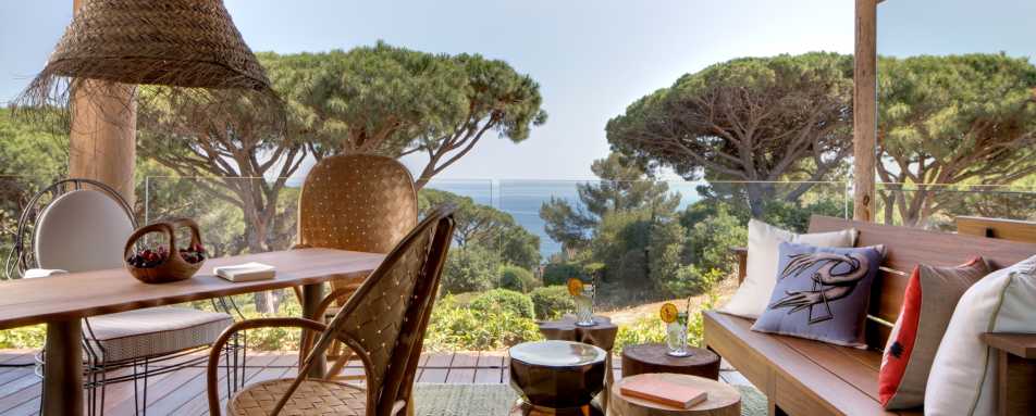 Sea View - Lily of the Valley 