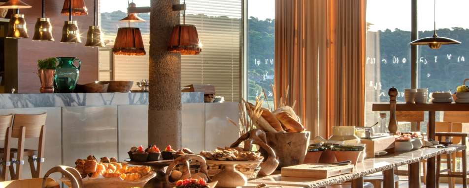 Restaurant - Lily of the Valley 