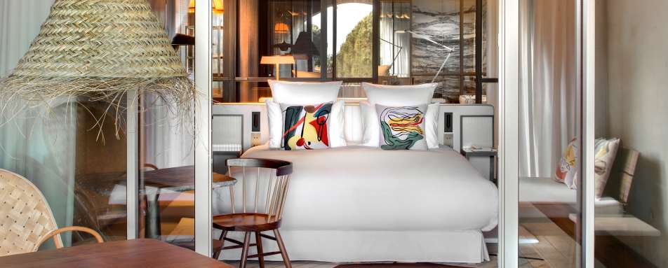 Bedroom - Lily of the Valley 