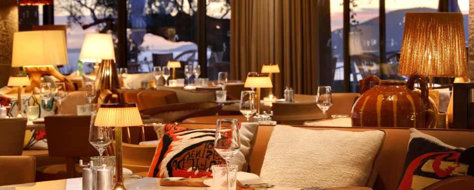 Restaurant Vista - Lily of the Valley 