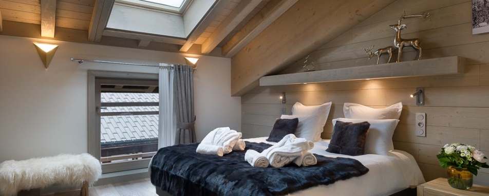 Manali Lodge - Double Bedroom 