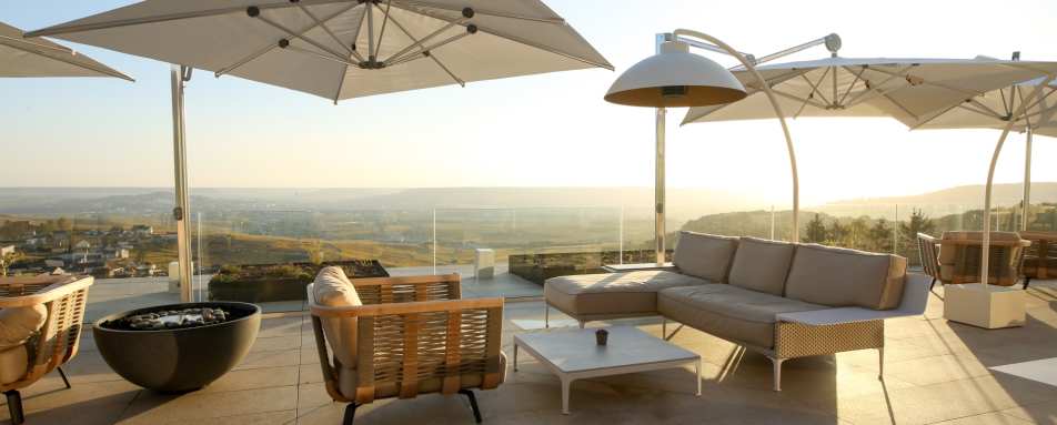 Bellevue Bar Terrace - Royal Champagne Hotel 