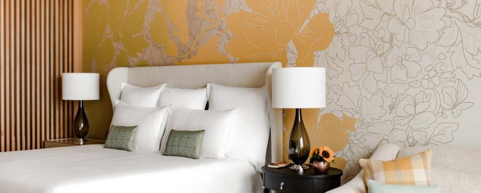 Champagne Bedroom - Royal Champagne Hotel 