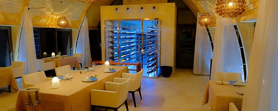 Fine Dining - The Brando Private Island