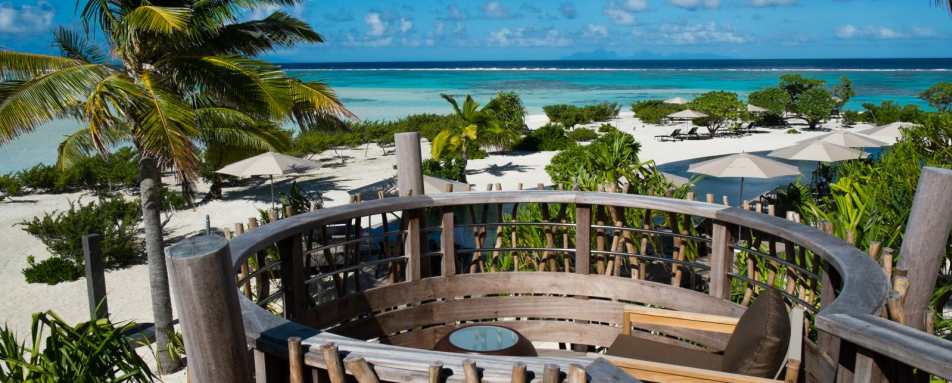 Main Bar - The Brando Private Island
