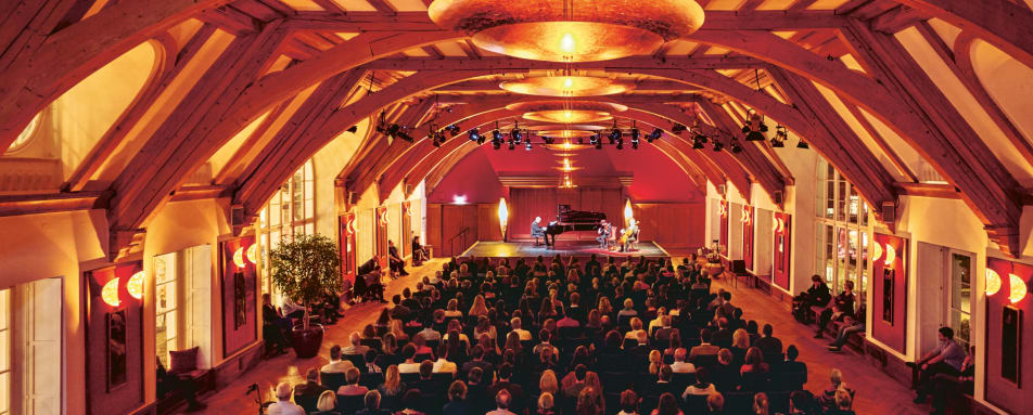 concert hall 
