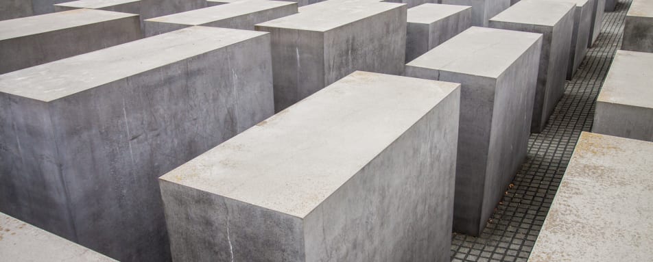 History indepth WWII to Cold War Scott Dunn