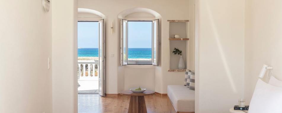 Superior Seaview Suite 