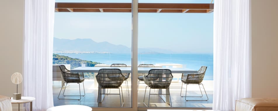 Living Room - Daios Cove Mansion