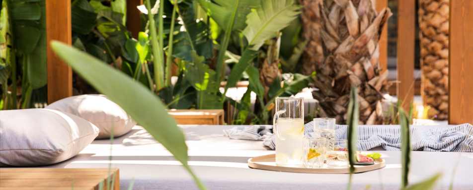 Daios Cove Ocean Gazebo 