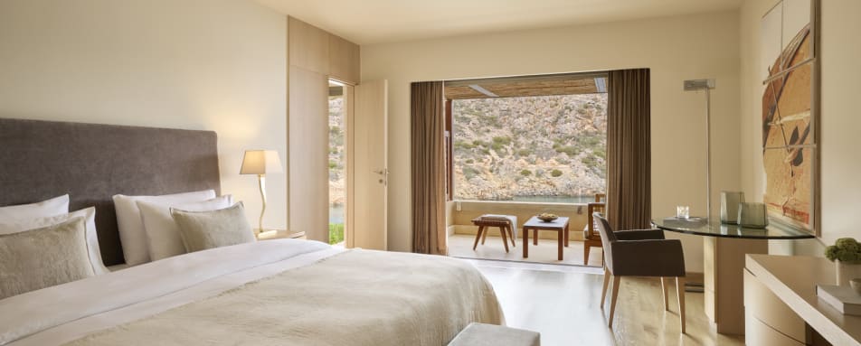 DCVillaOneBedroomBedroom 