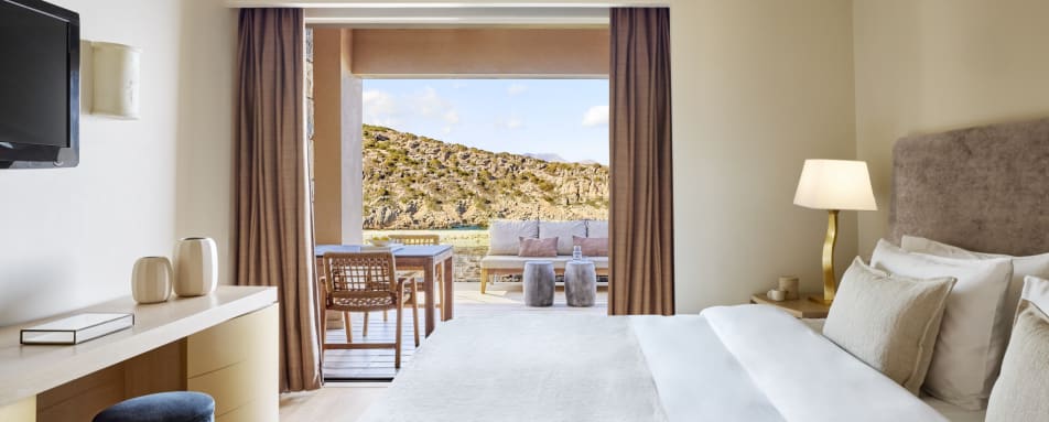 DCVillaTwoBedroomBedroom 